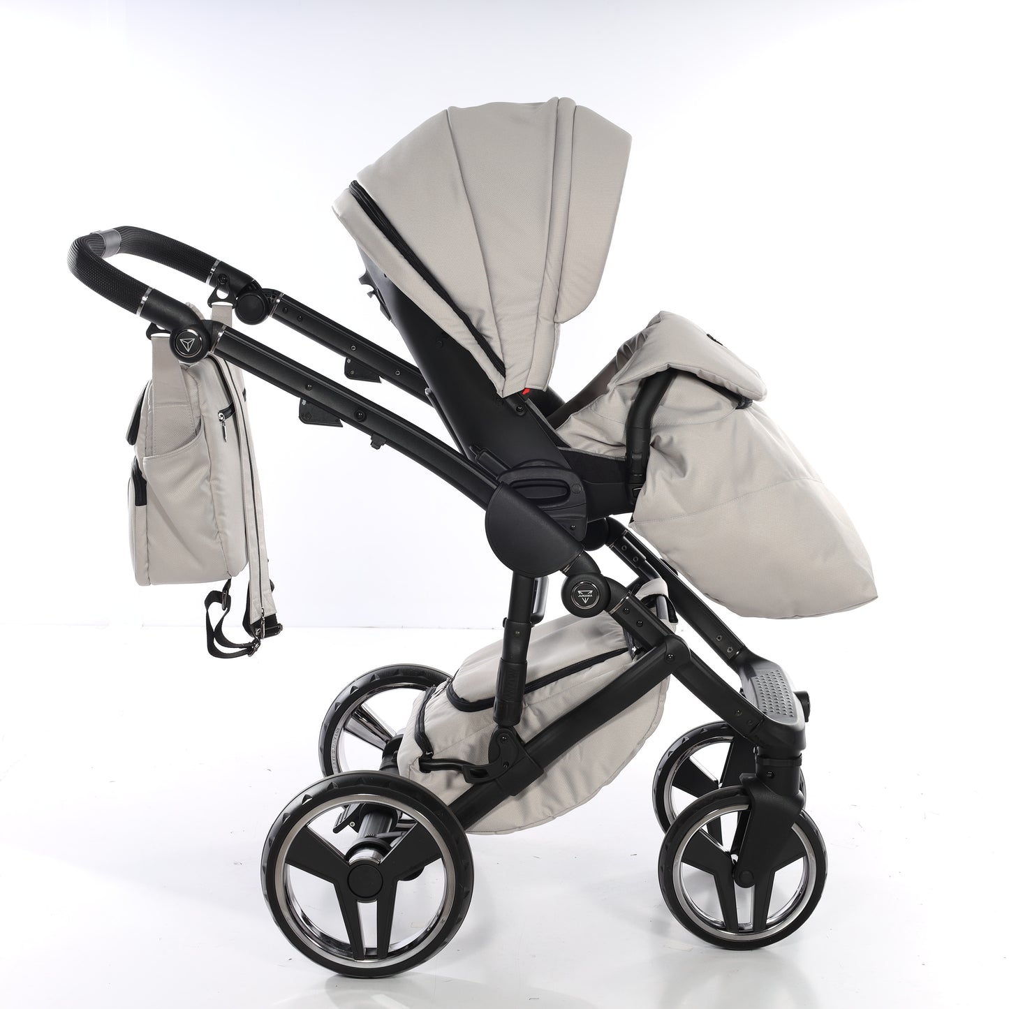 Junama BASIC 2 in 1 , prams and stroller, BASIC LIGHT BEIGE