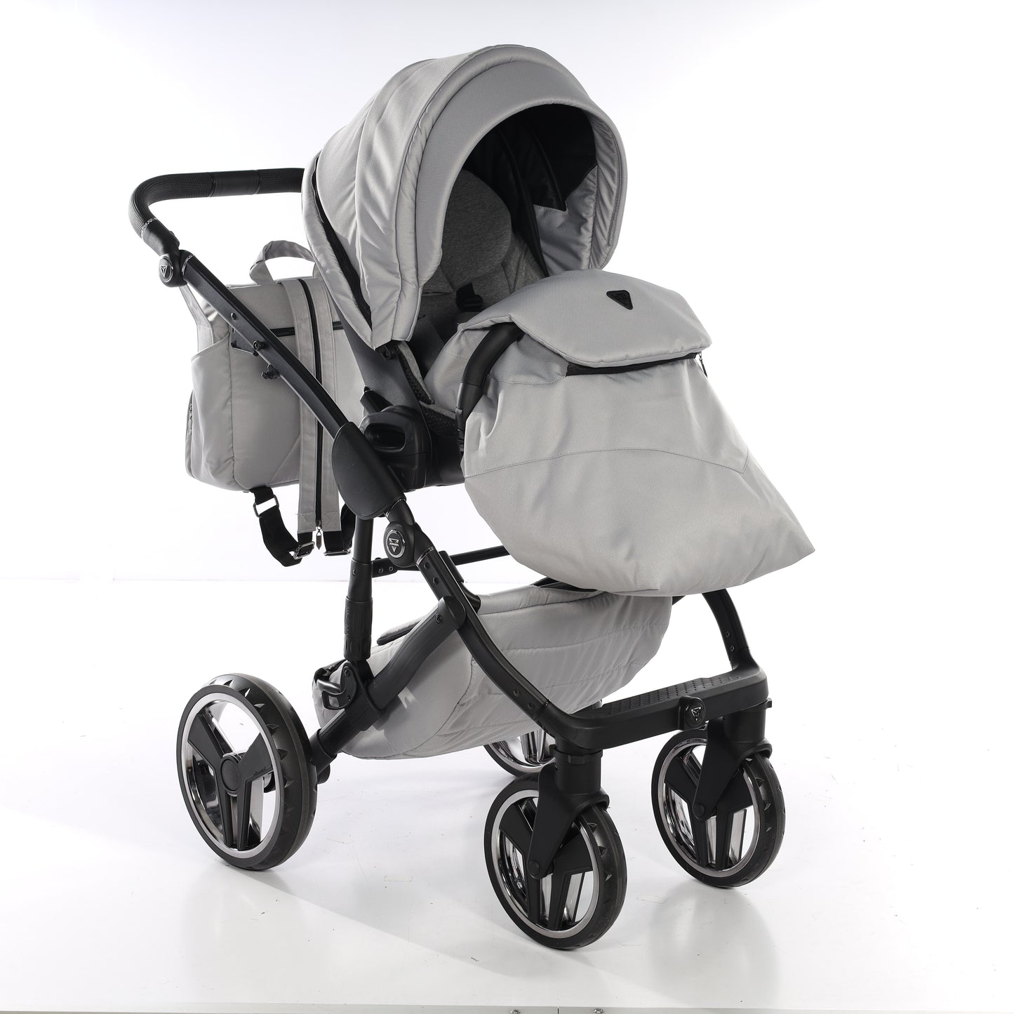 Junama BASIC 2 in 1 , prams and stroller, BASIC LIGHT GRAY