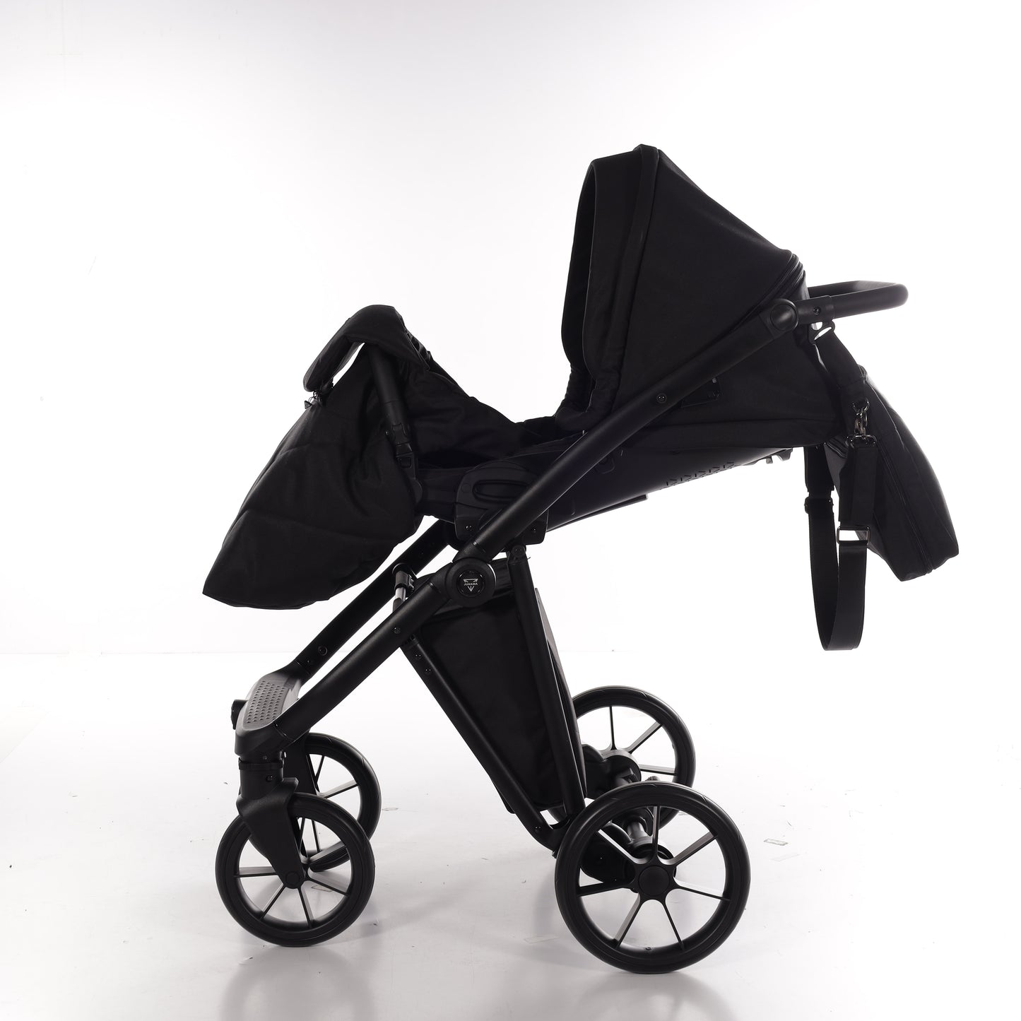 Junama SMART 2 in 1 , prams and stroller, BLACK
