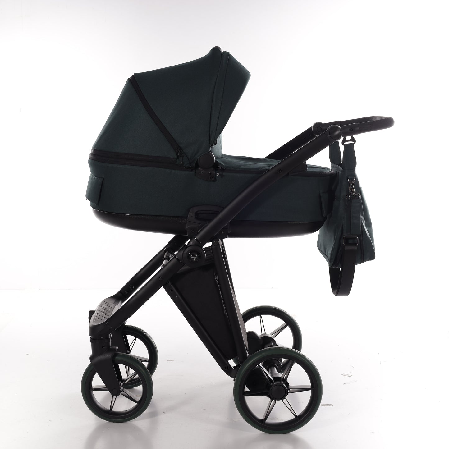 Junama SMART 2 in 1 , prams and stroller, GREEN
